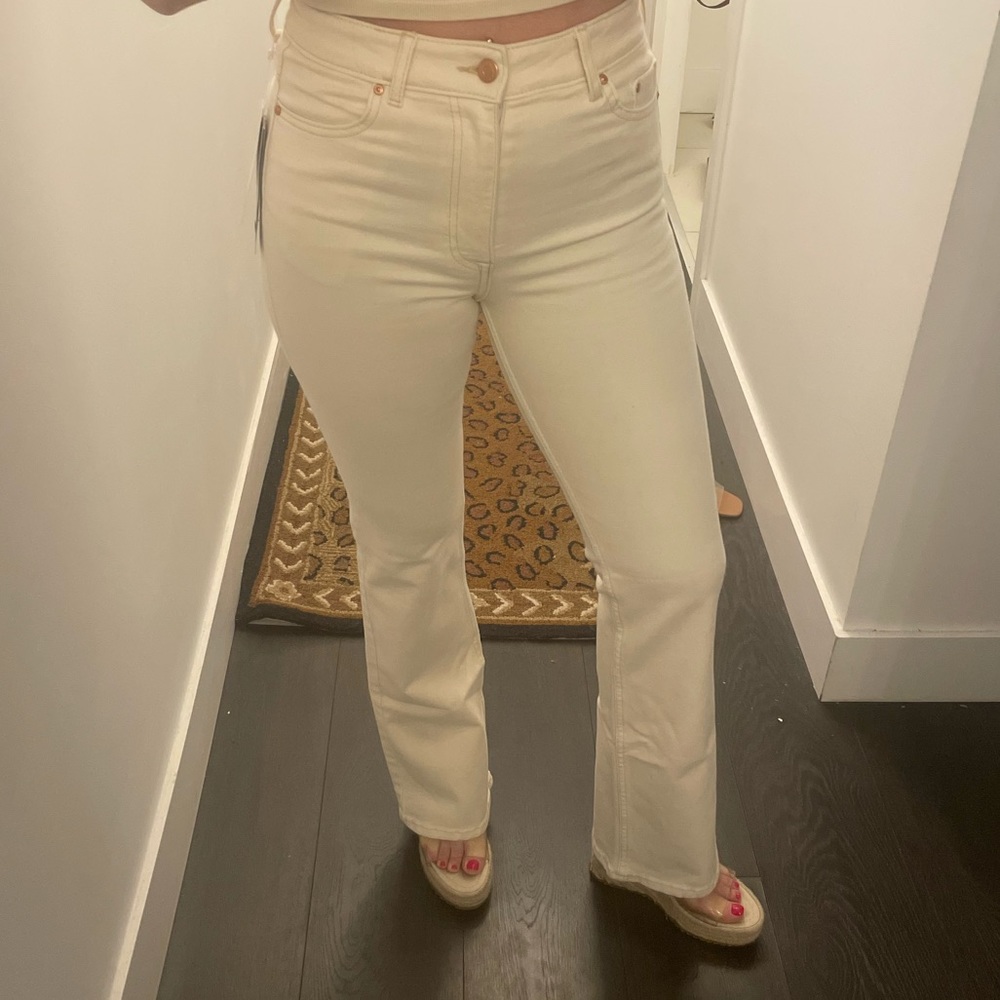 High Rise Bootcut Jeans - Picture 8 of 10